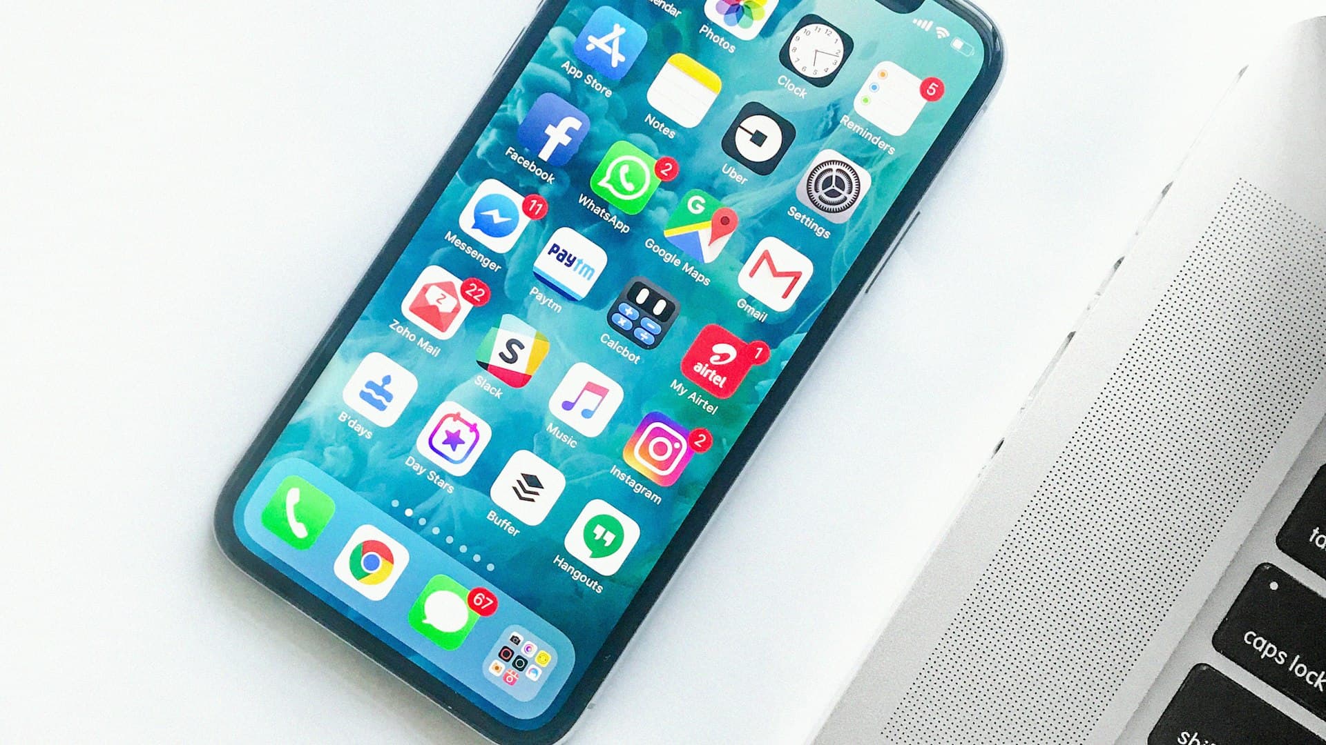 Slim cases and MagSafe essentials